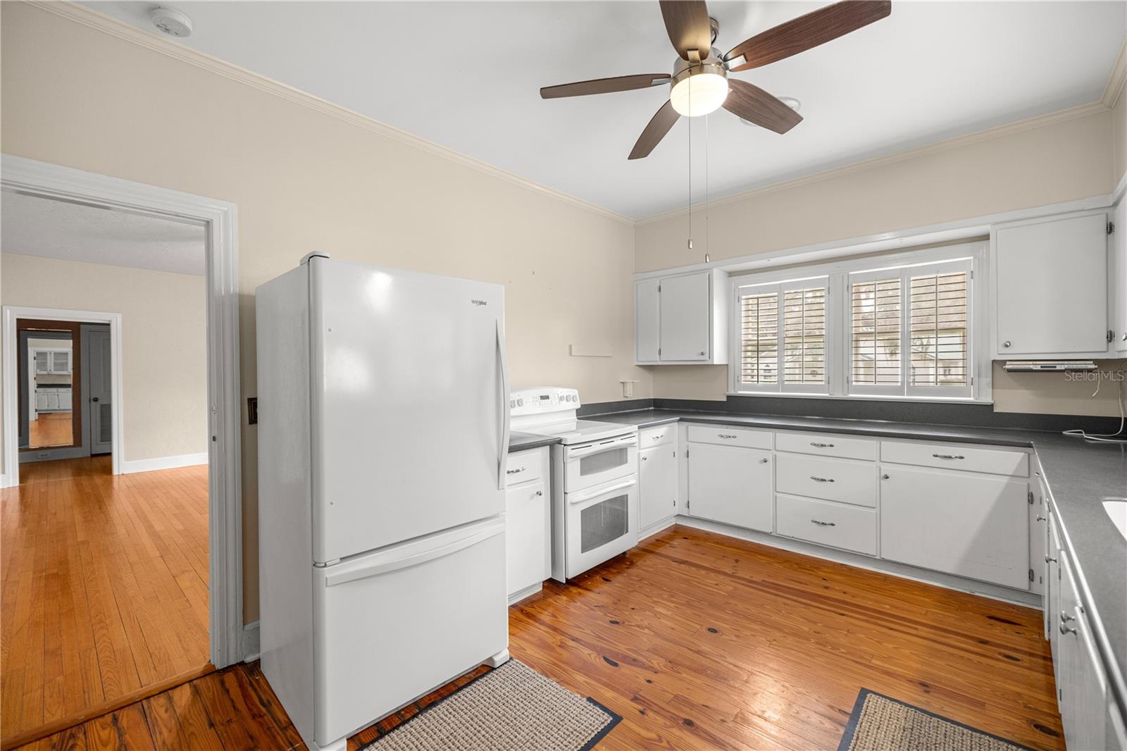 5915 Avenue F, Mc Intosh, FL 32664