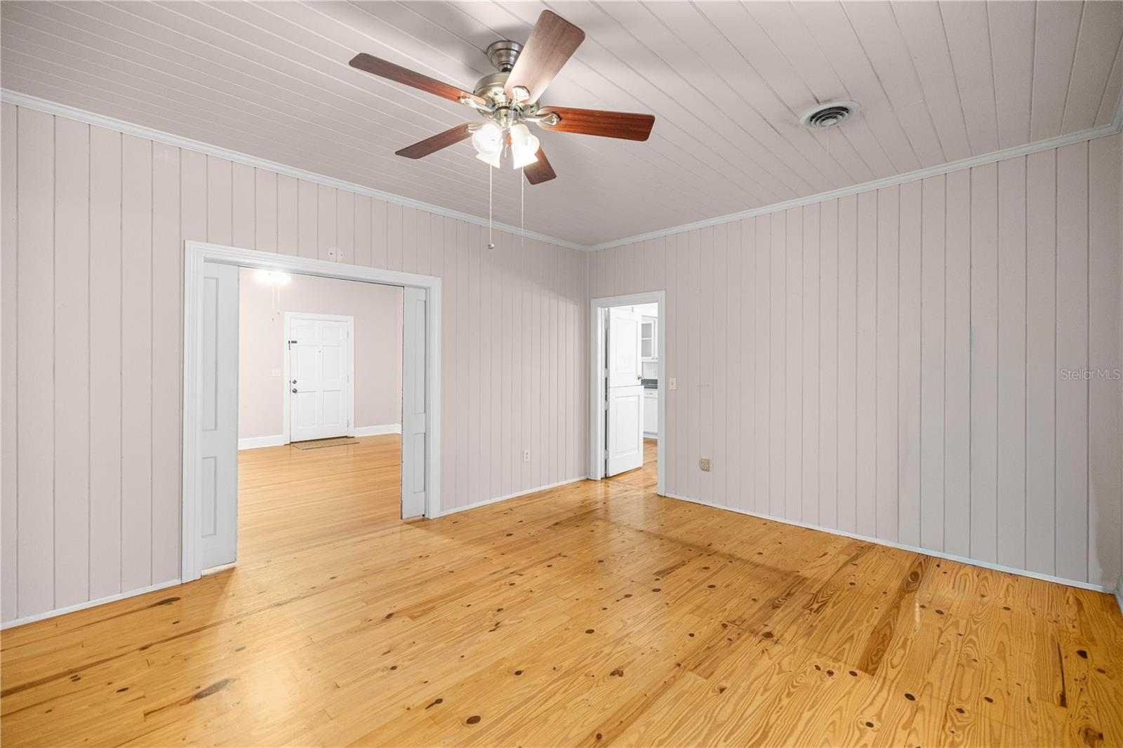 5915 Avenue F, Mc Intosh, FL 32664