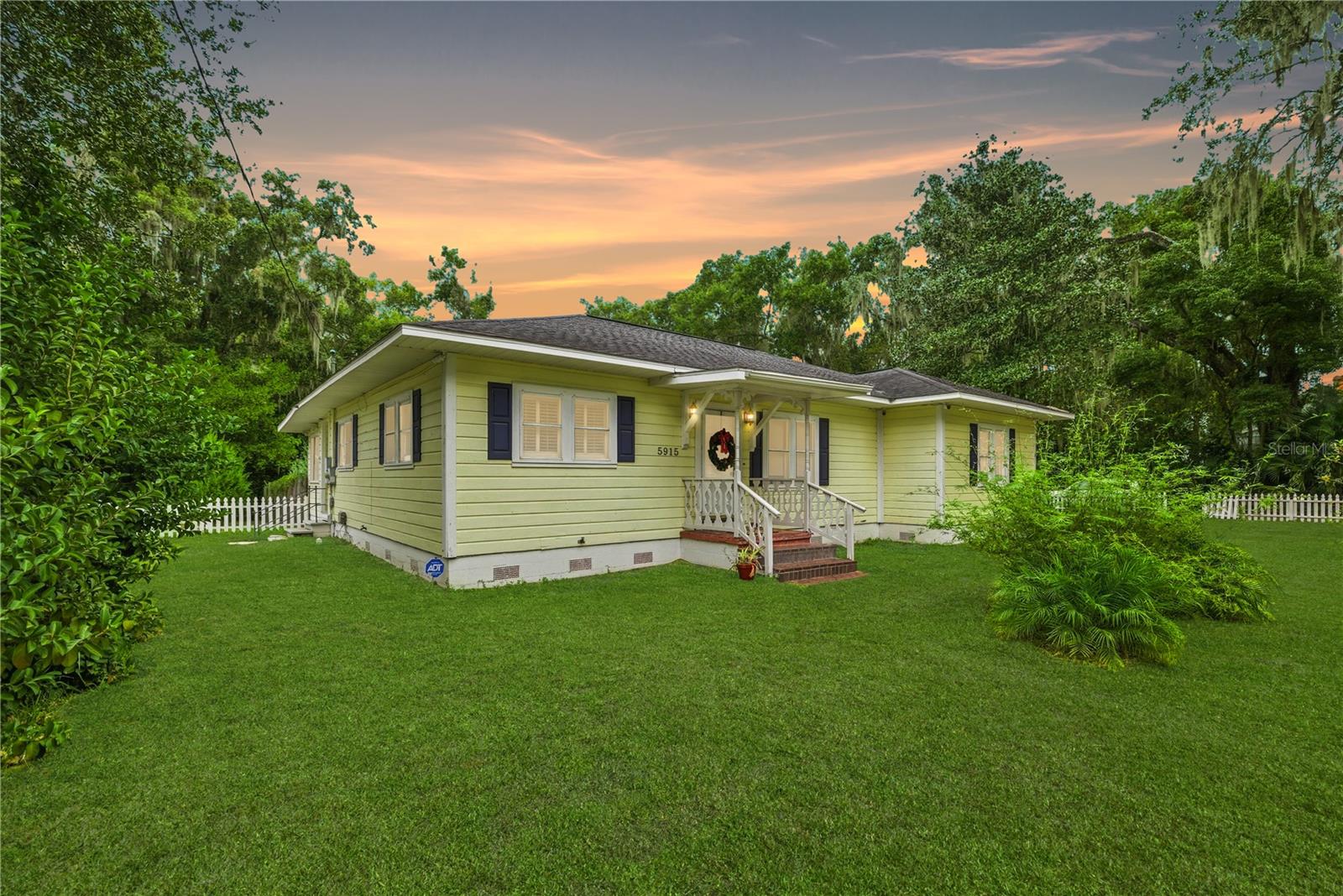 5915 Avenue F, Mc Intosh, FL 32664
