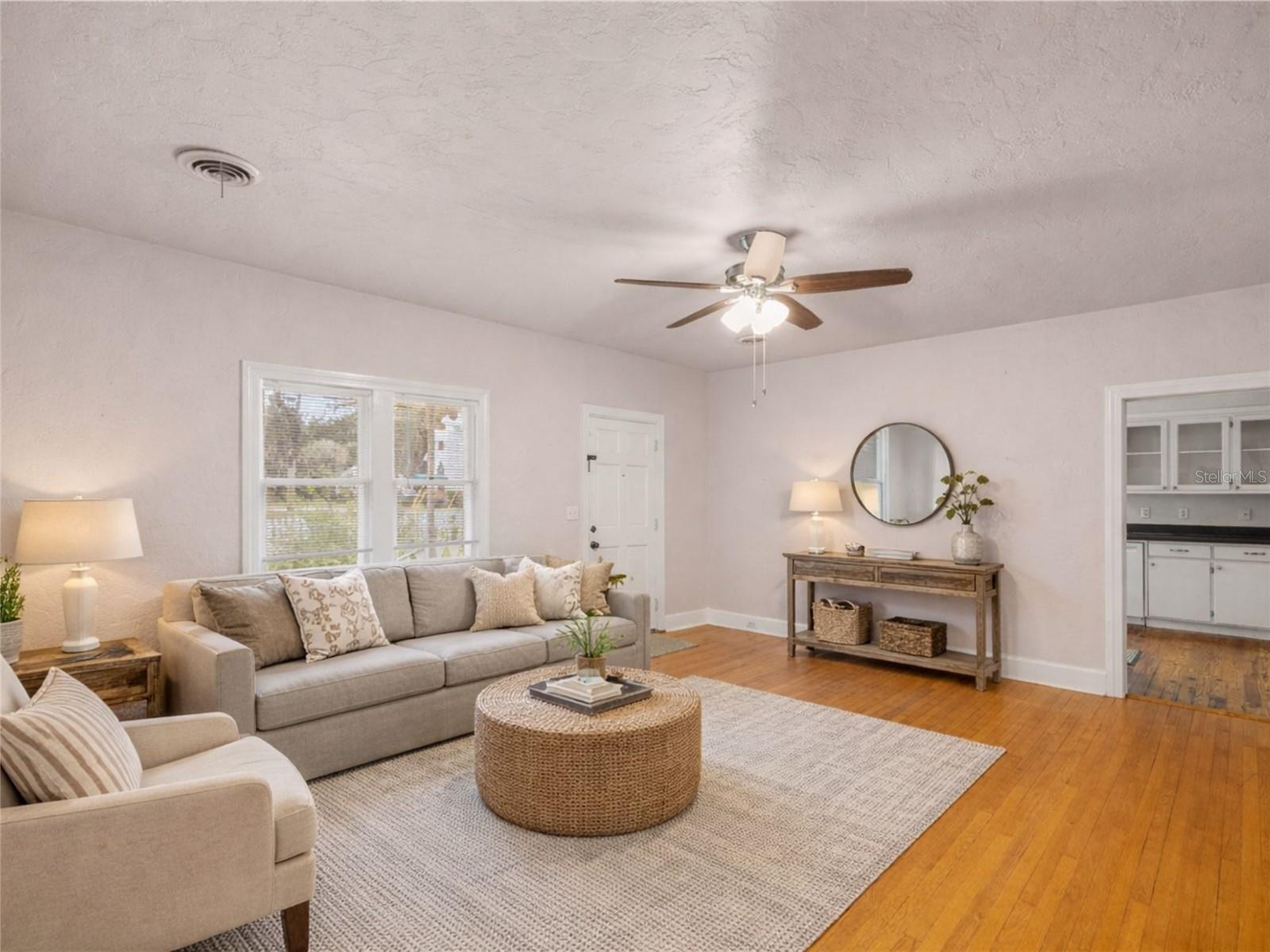 5915 Avenue F, Mc Intosh, FL 32664