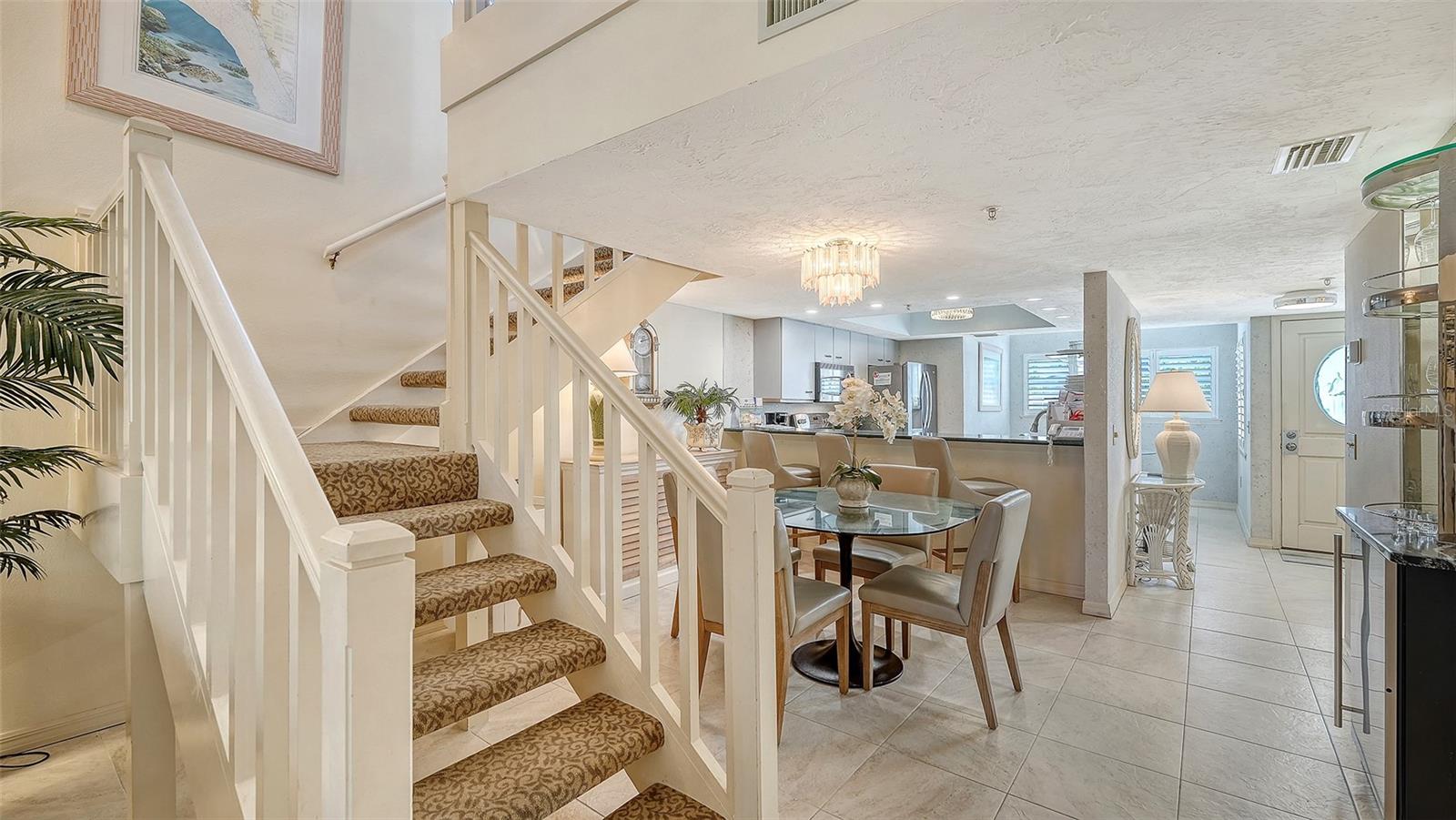1225 Siesta Bayside Unit 1225b, Sarasota, FL 34242