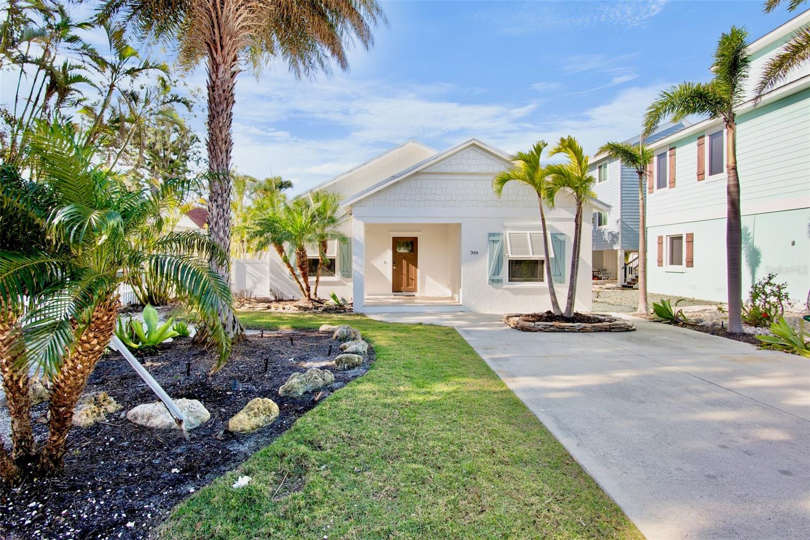 709 Fern, Anna Maria, FL 34216