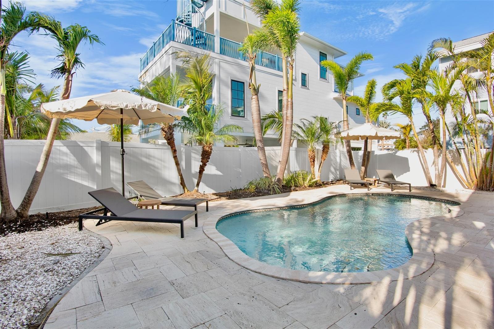709 Fern, Anna Maria, FL 34216