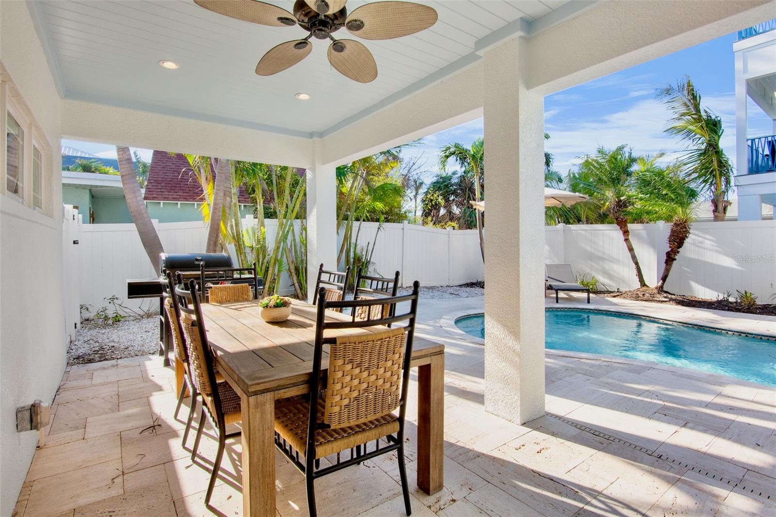 709 Fern, Anna Maria, FL 34216