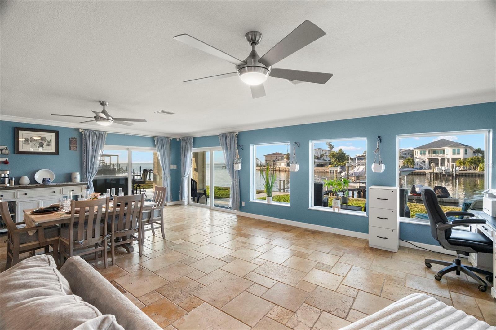 2288 Edythe, Dunedin, FL 34698