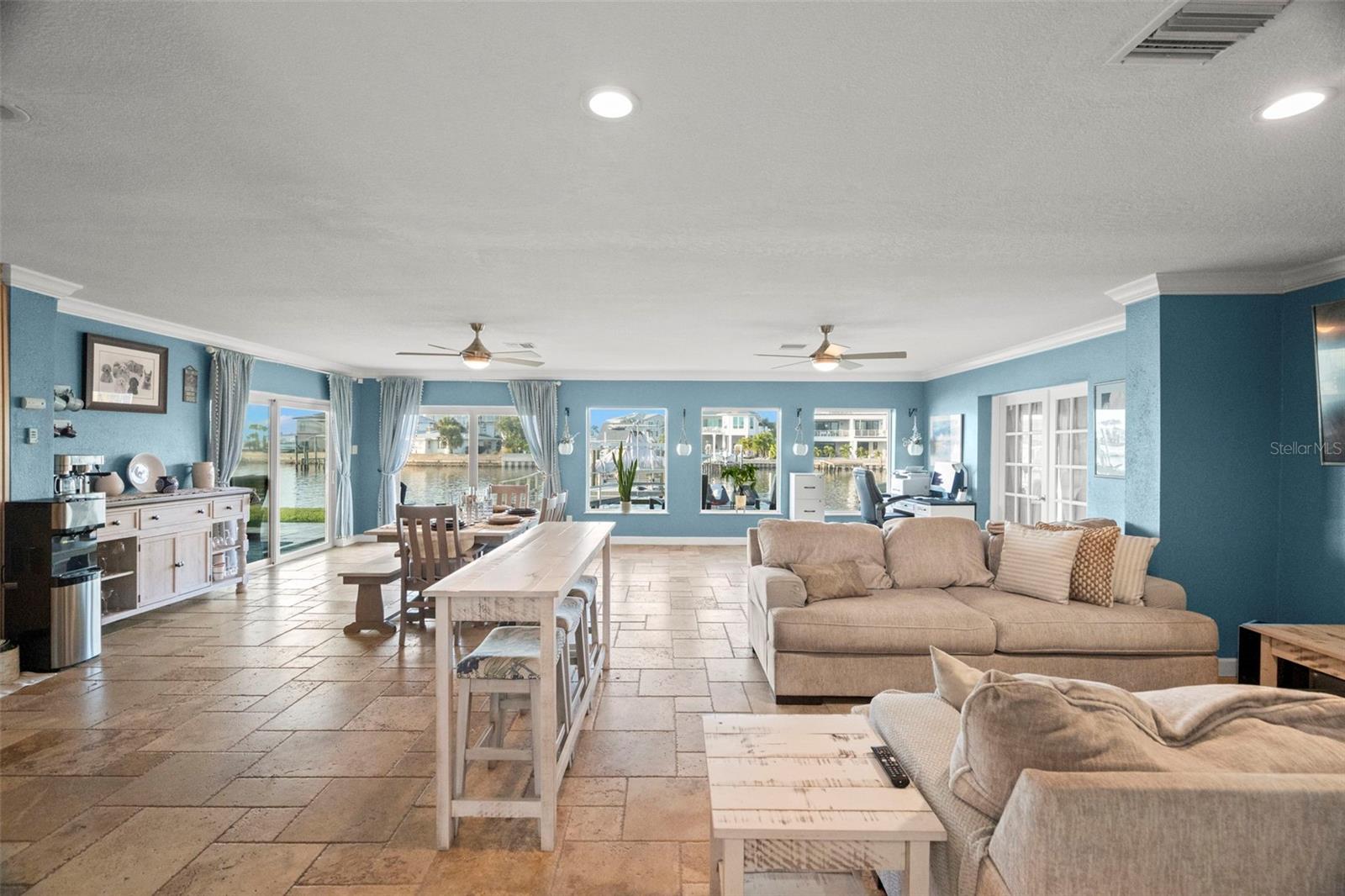 2288 Edythe, Dunedin, FL 34698