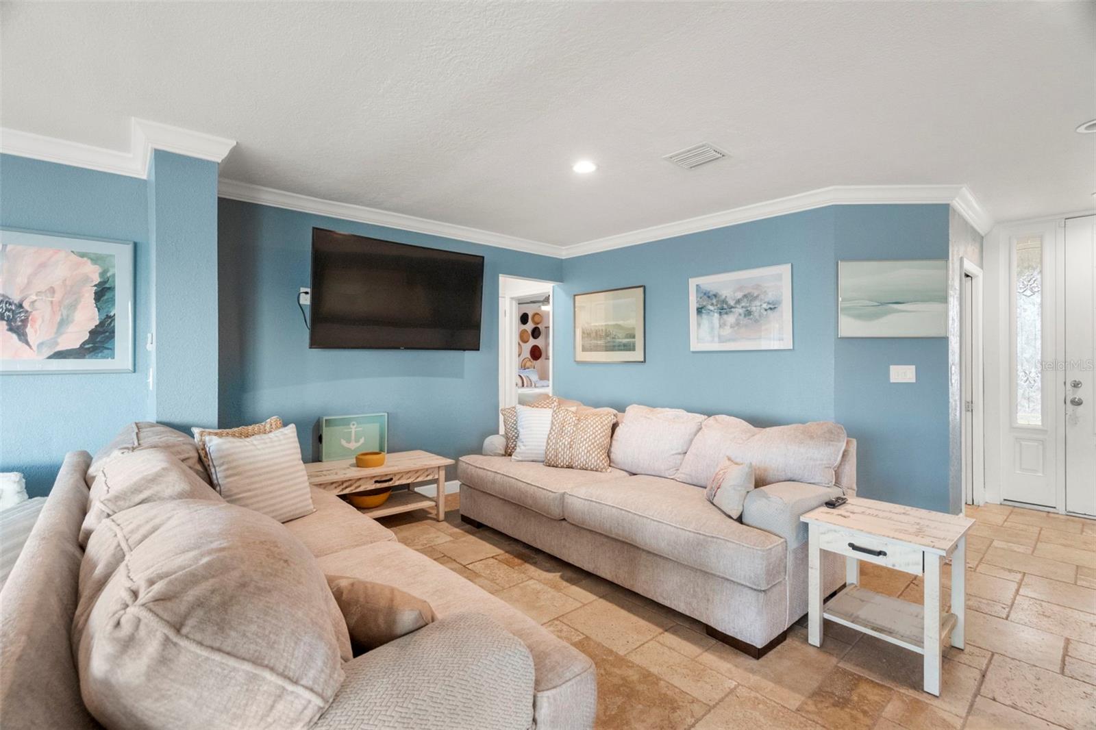 2288 Edythe, Dunedin, FL 34698