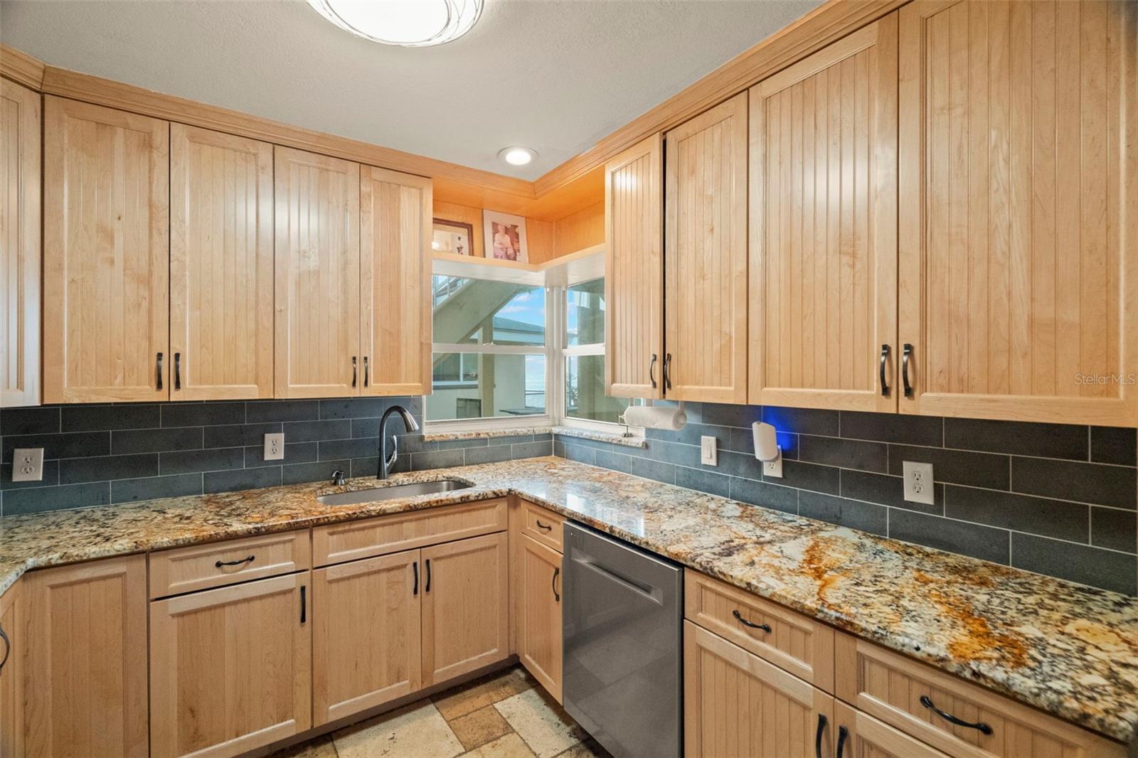 2288 Edythe, Dunedin, FL 34698