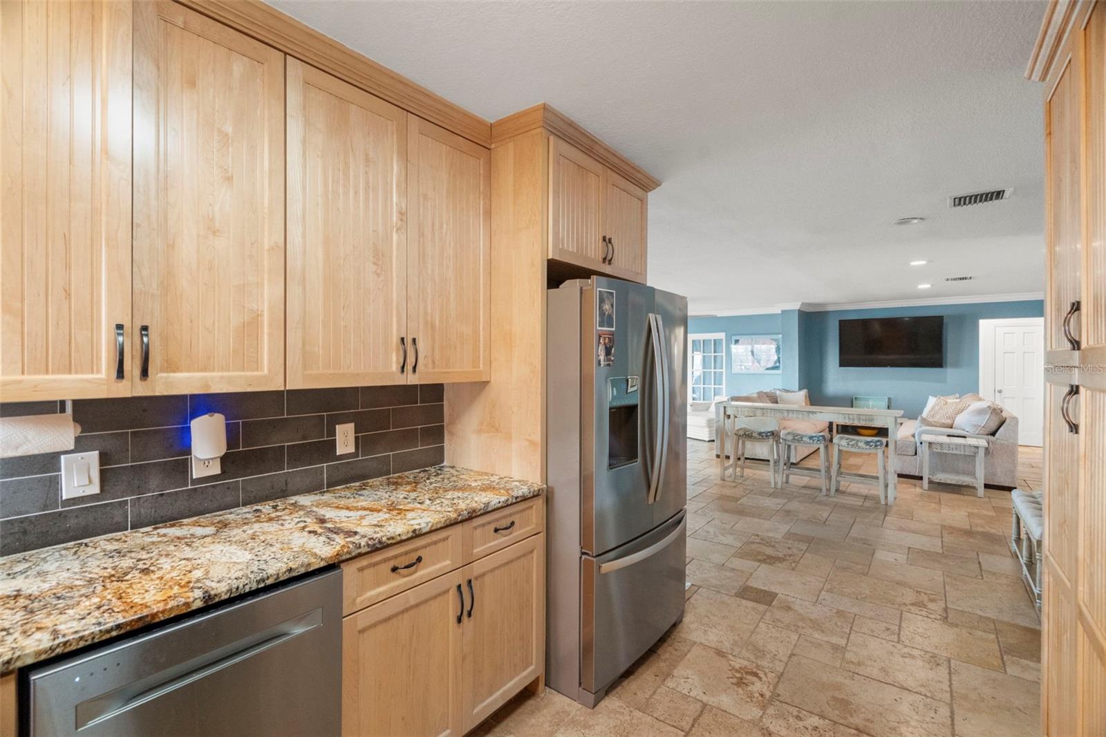 2288 Edythe, Dunedin, FL 34698
