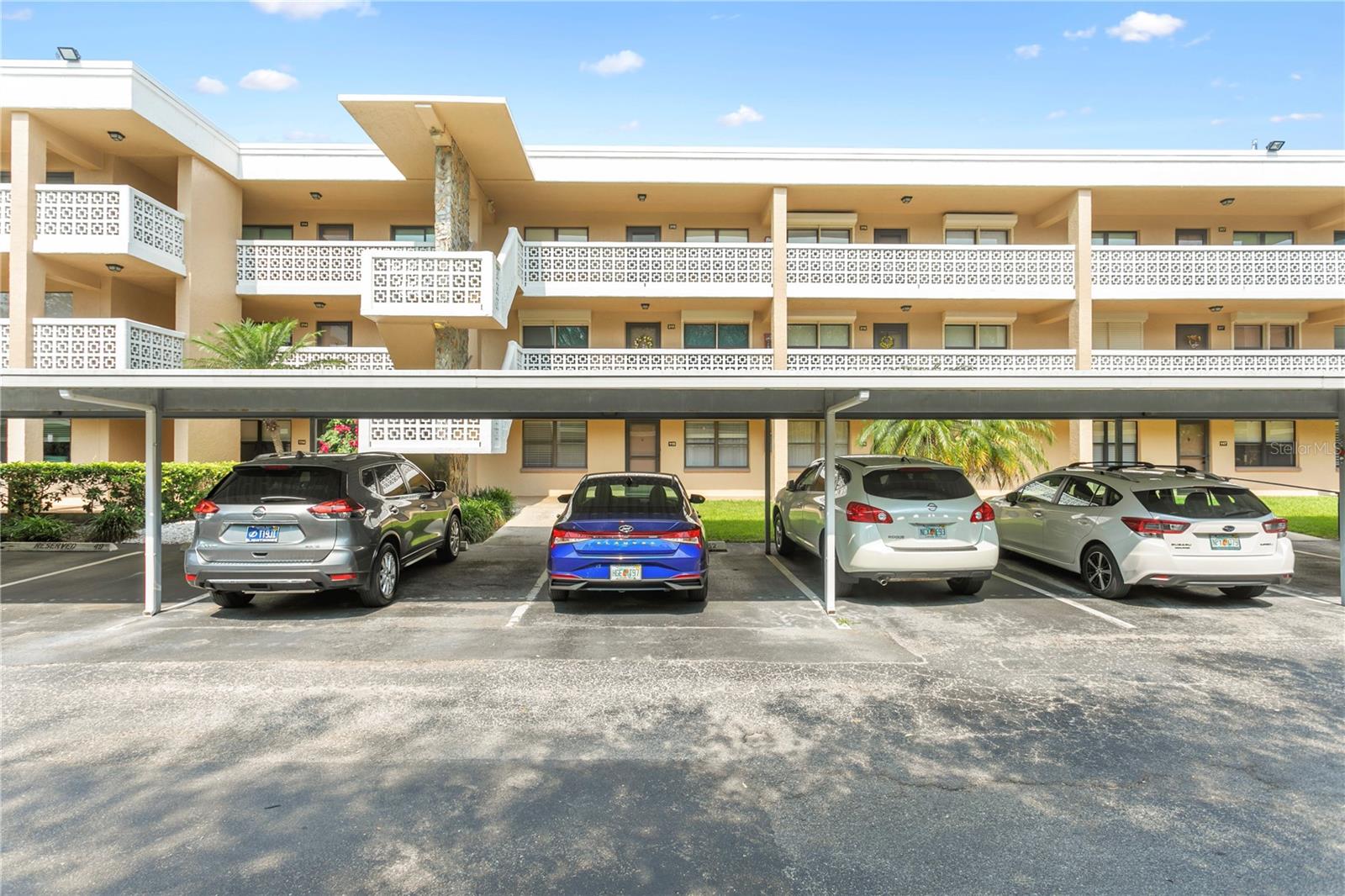 4920 Locust Unit 115, St Petersburg, FL 33703