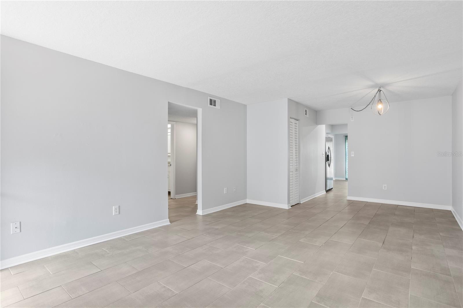 4920 Locust Unit 115, St Petersburg, FL 33703
