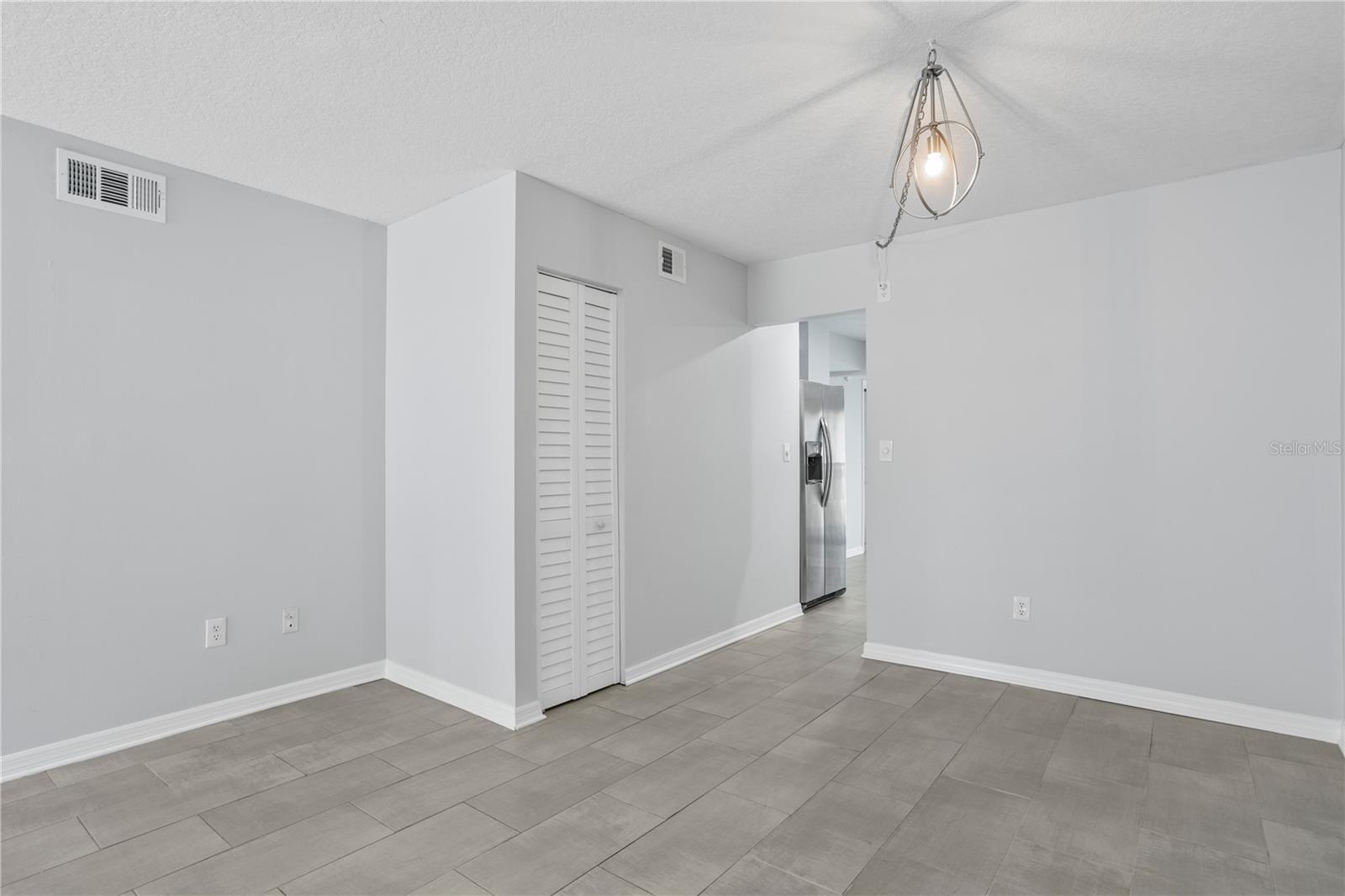 4920 Locust Unit 115, St Petersburg, FL 33703