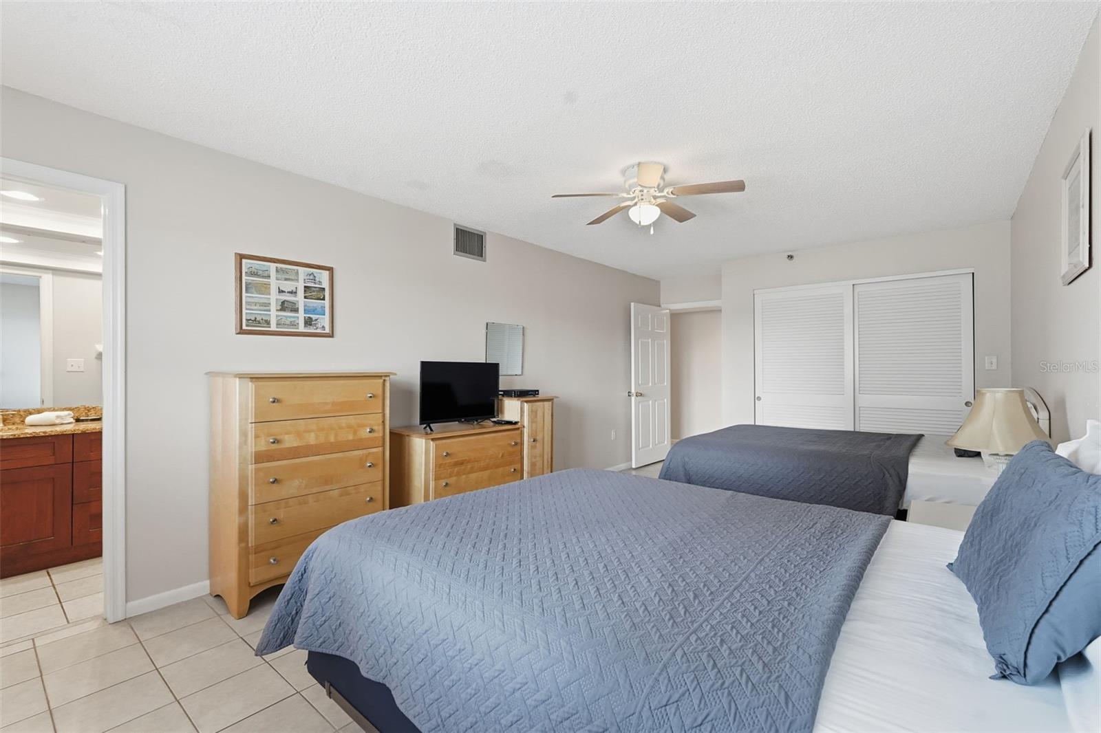17450 Gulf Unit 104, Redington Shores, FL 33708