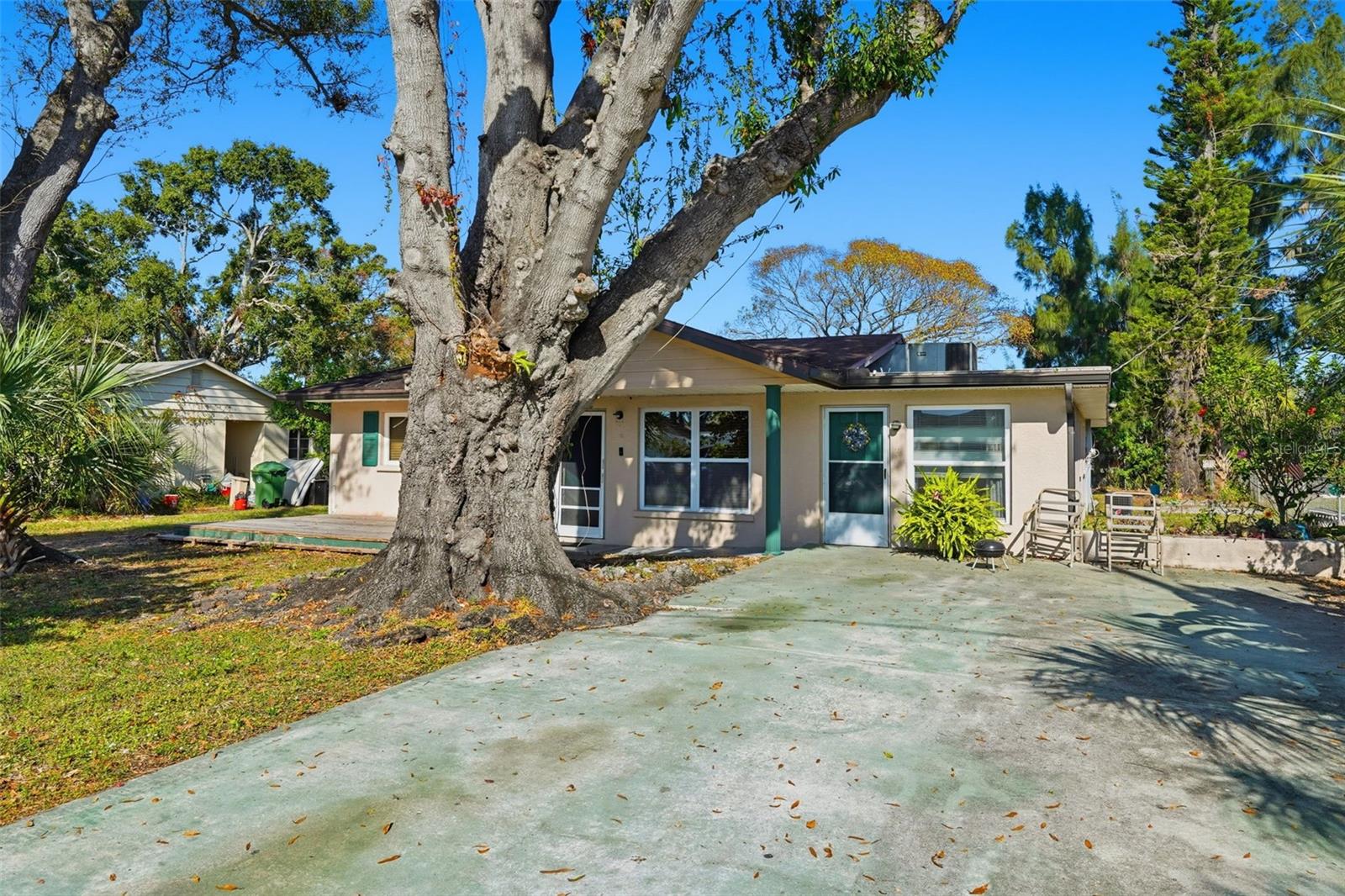 1619 Suponic, Sarasota, FL 34243