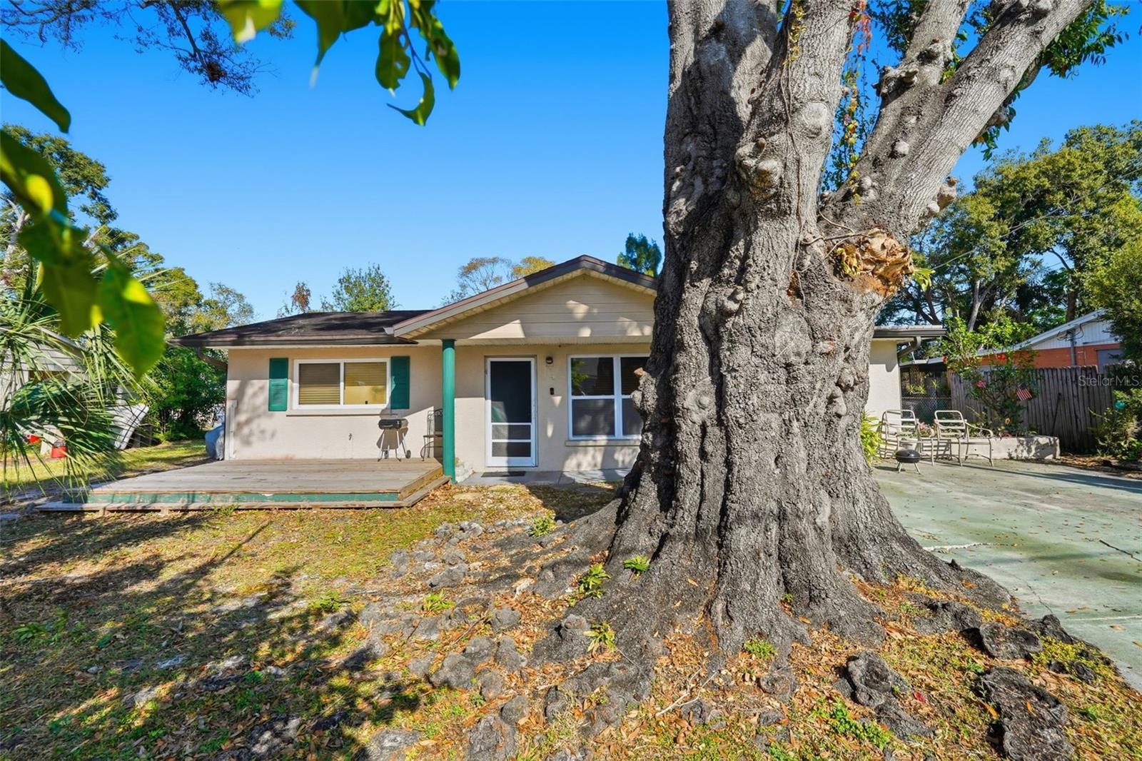 1619 Suponic, Sarasota, FL 34243
