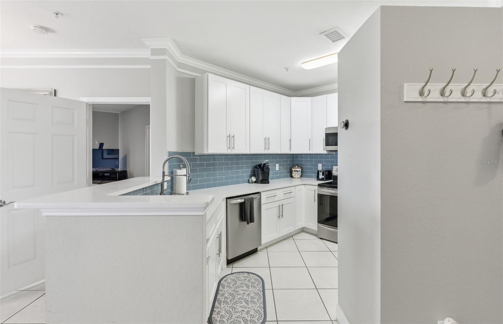 4345 Bayside Village Unit 302, Tampa, FL 33615
