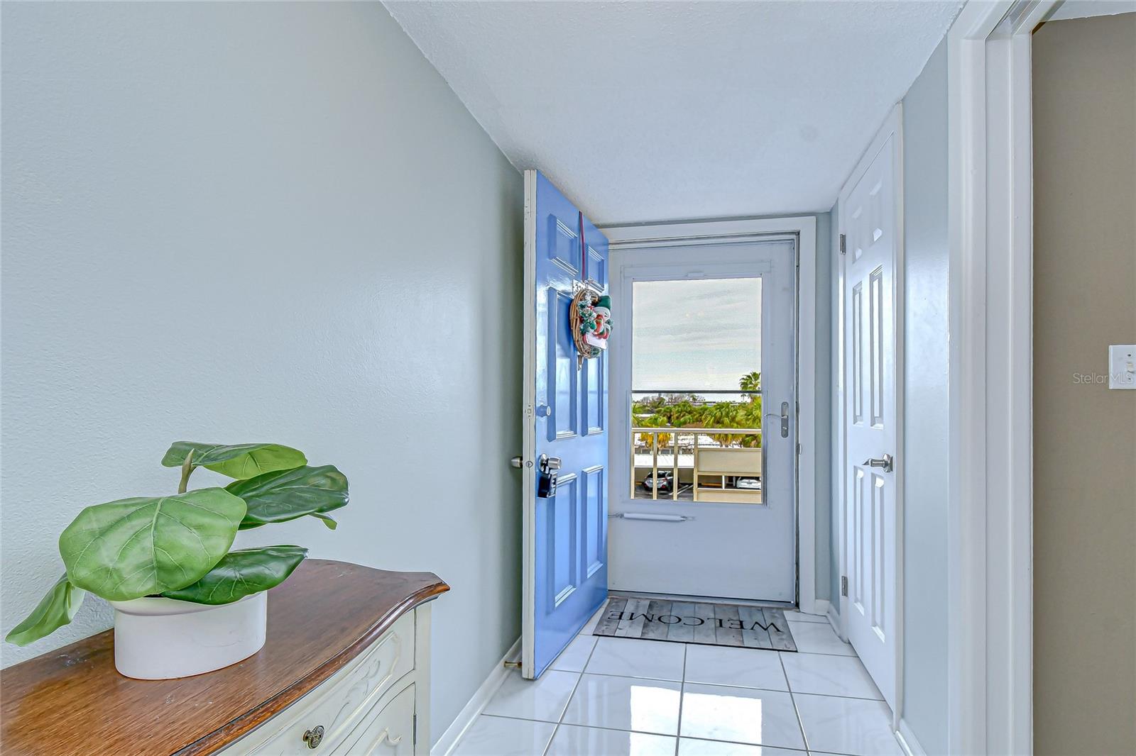 5575 Gulf Unit 323, St Pete Beach, FL 33706
