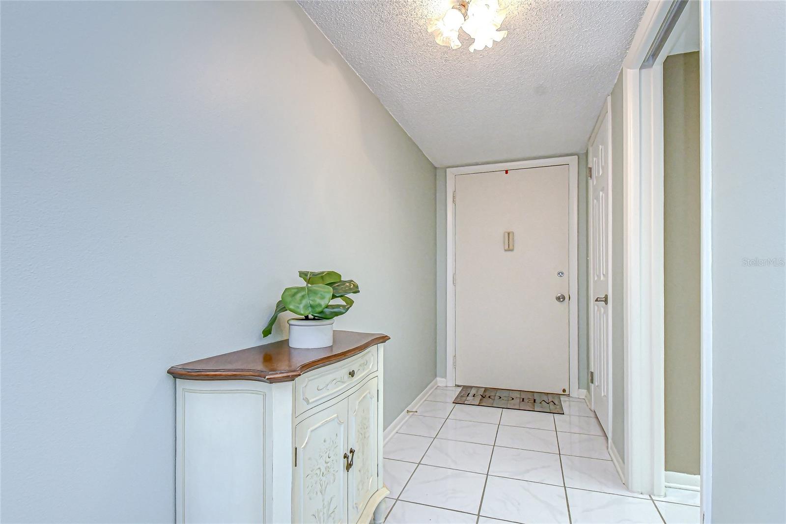 5575 Gulf Unit 323, St Pete Beach, FL 33706