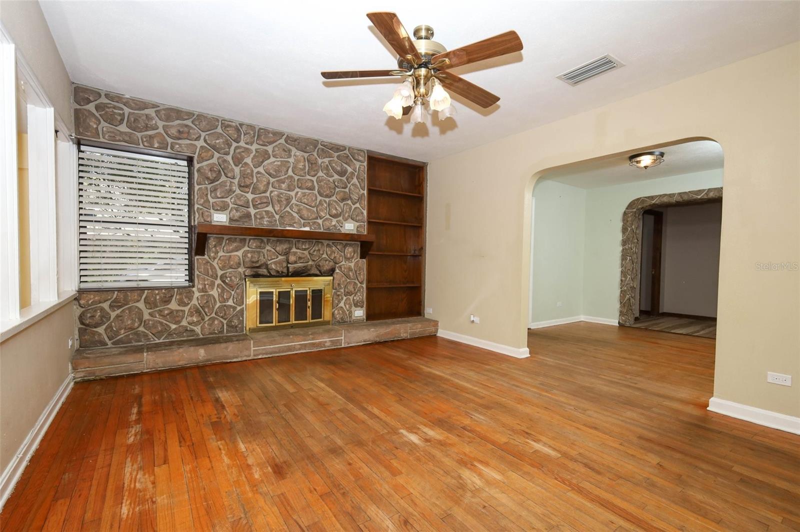 921 Eldridge, Orlando, FL 32803
