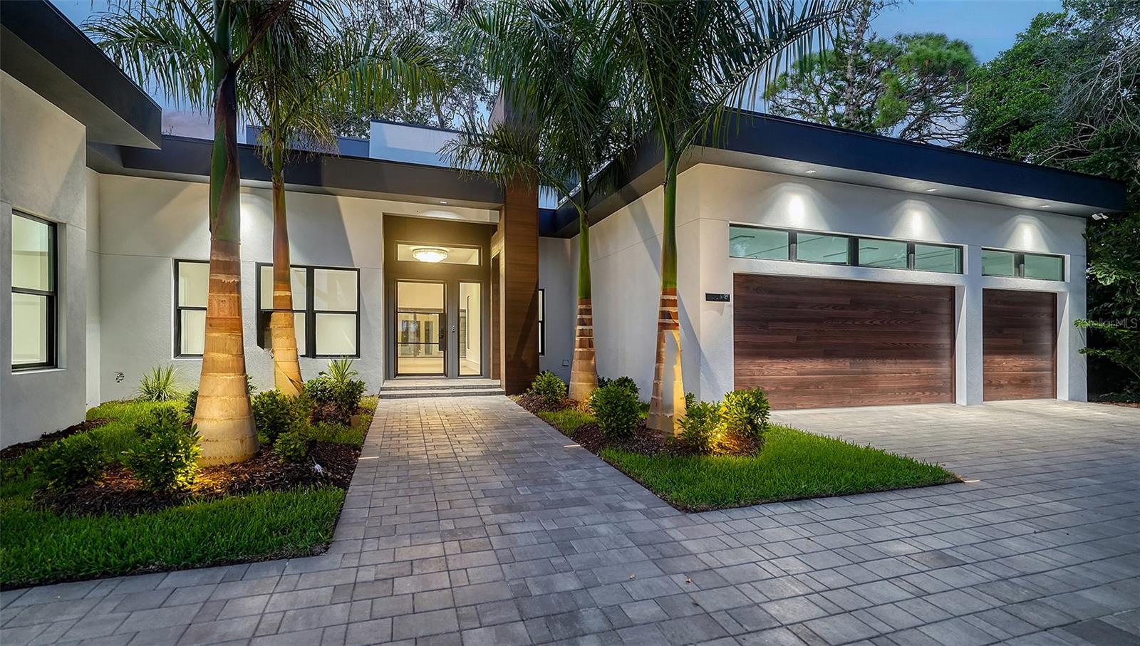 1429 Lake Shore, Sarasota, FL 34231