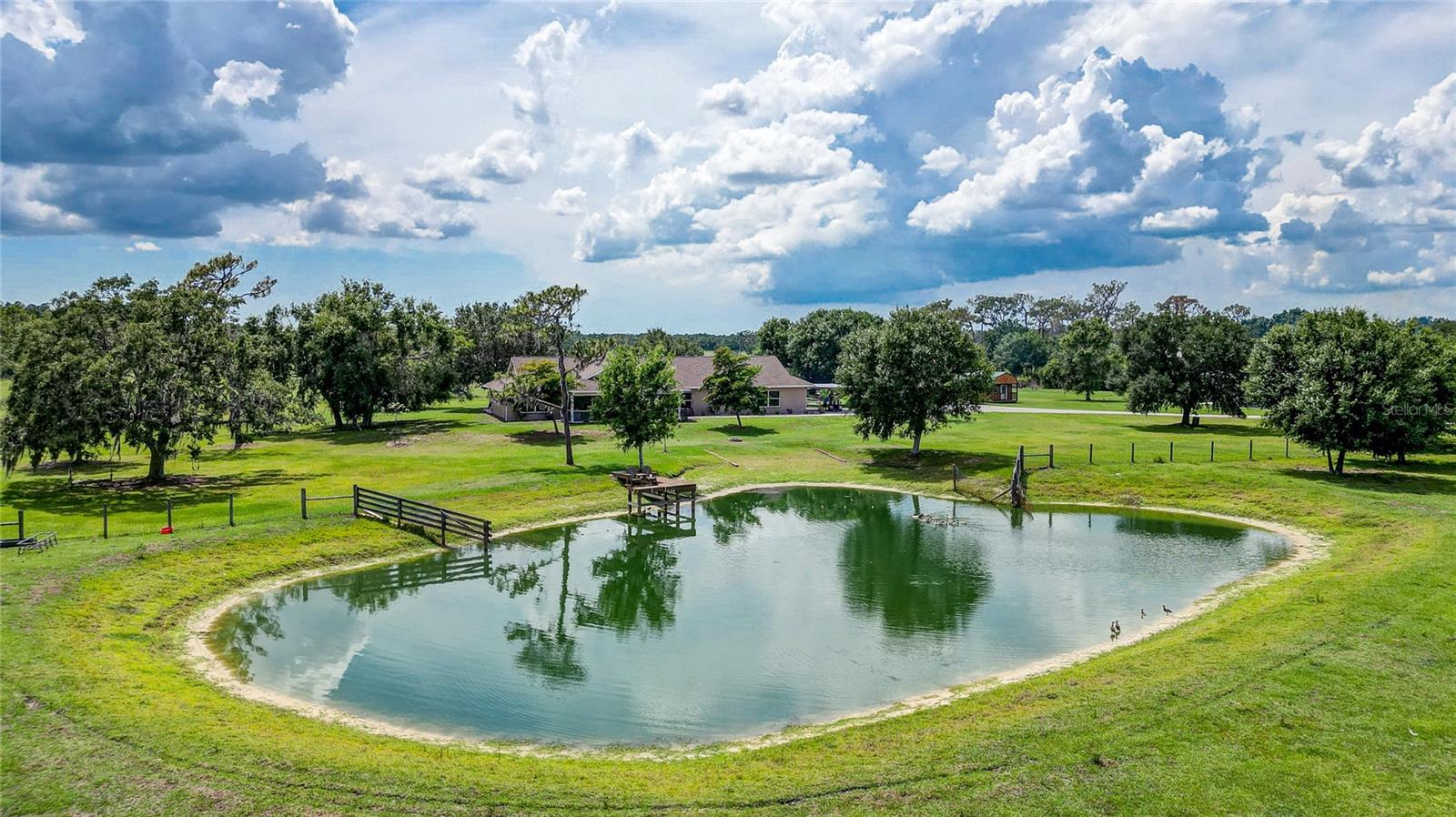 560 Oakford, Sarasota, FL 34240