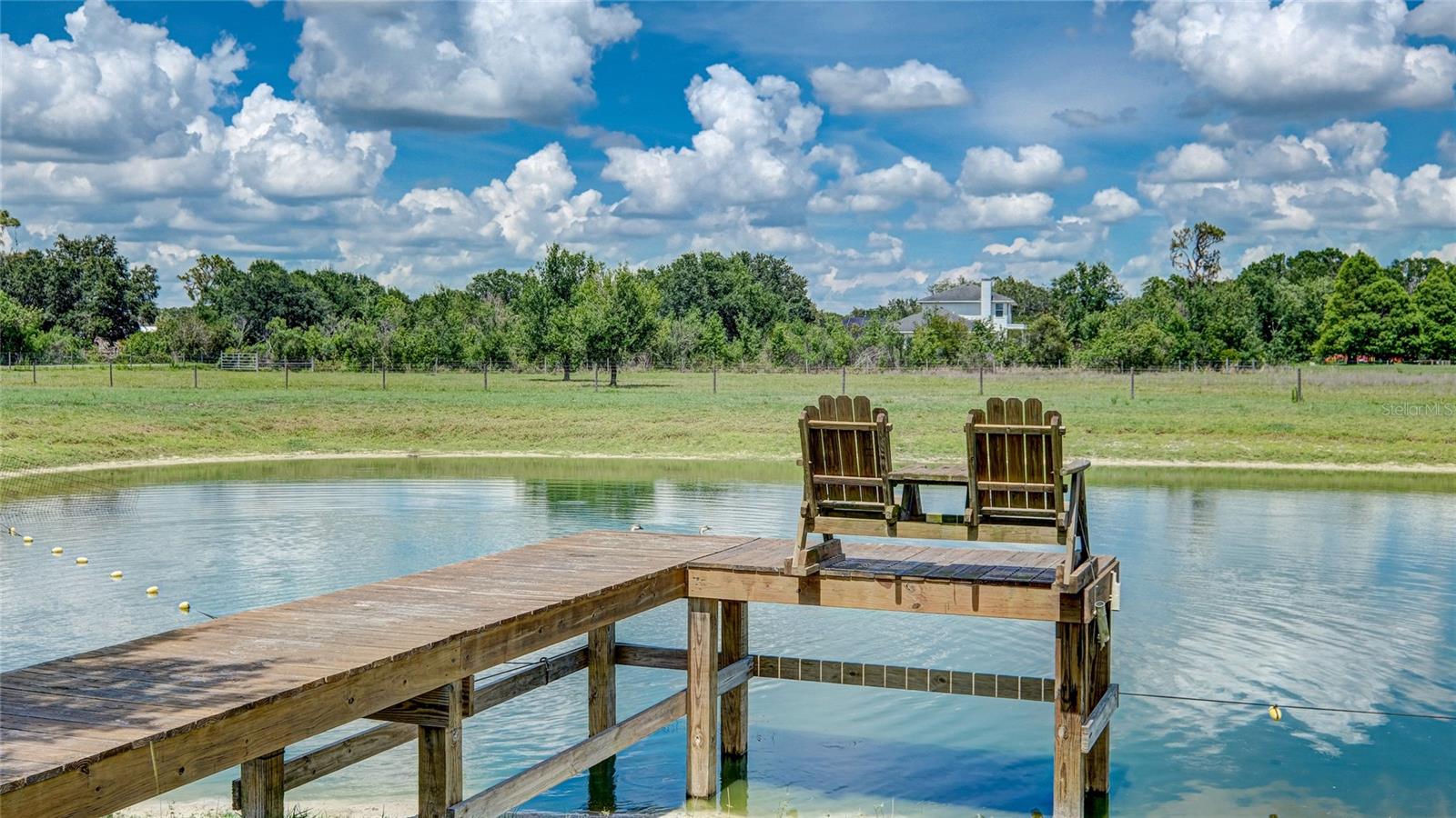 560 Oakford, Sarasota, FL 34240