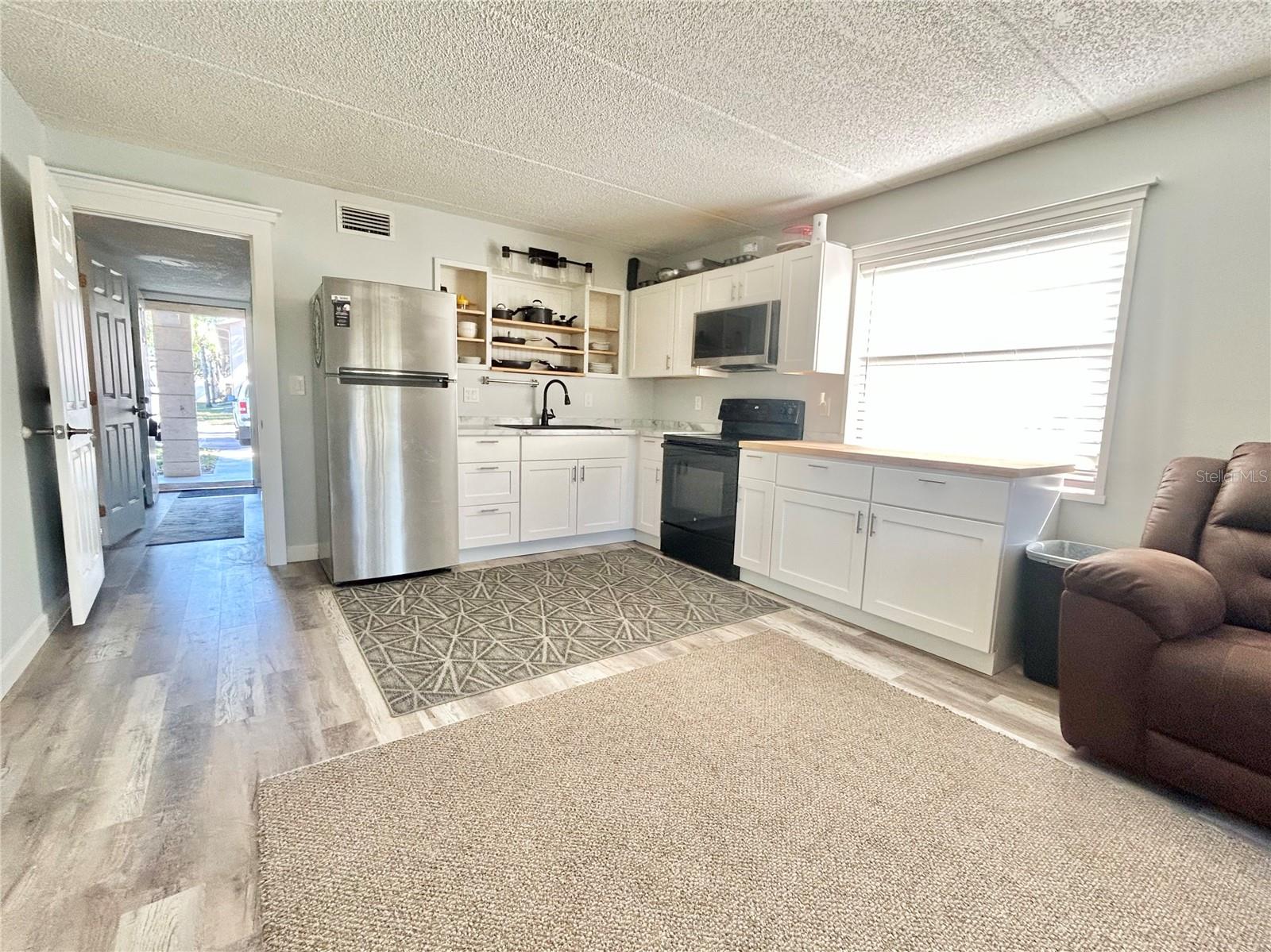 2275 62nd Unit 101, St Petersburg, FL 33702