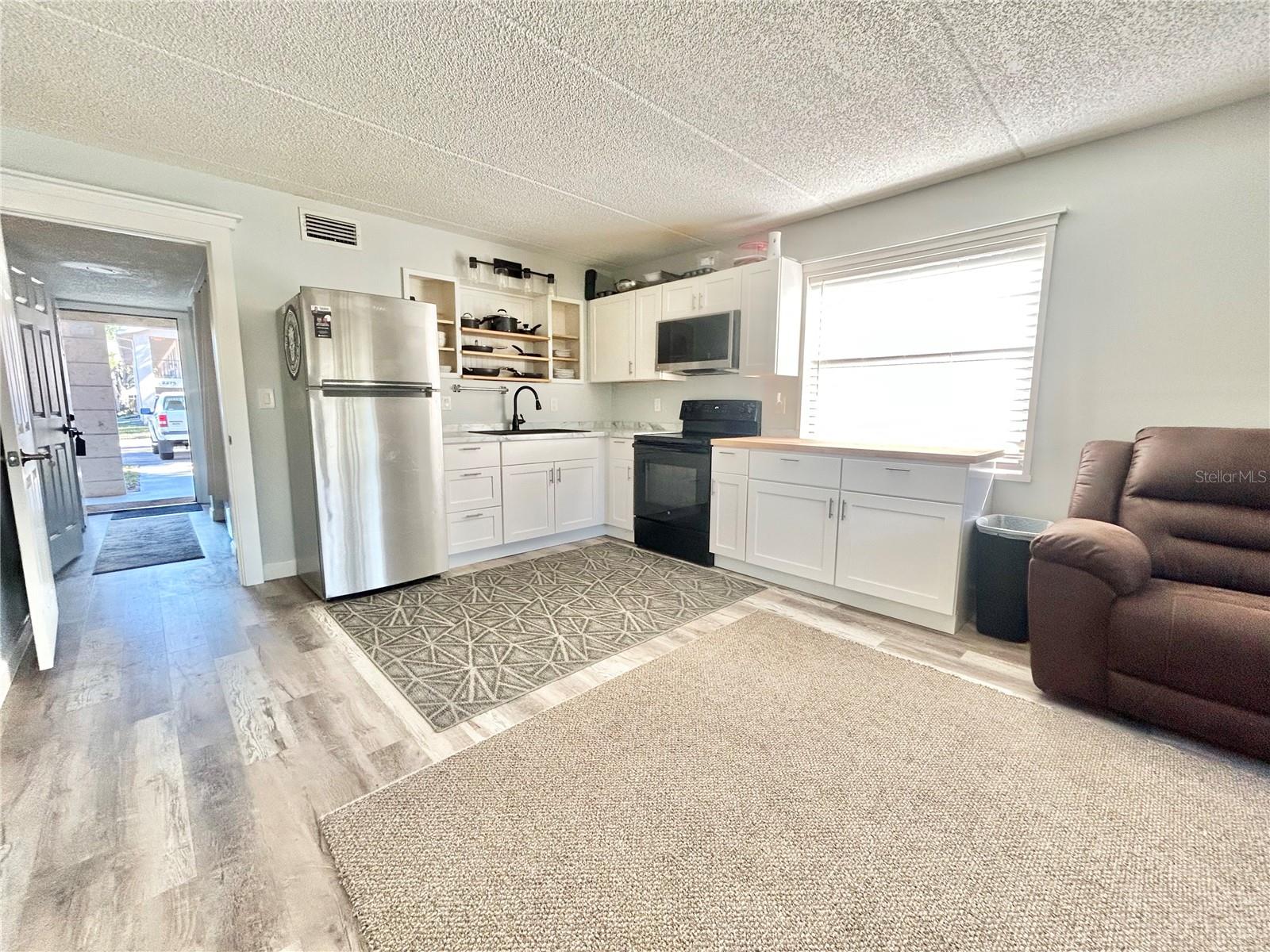 2275 62nd Unit 101, St Petersburg, FL 33702