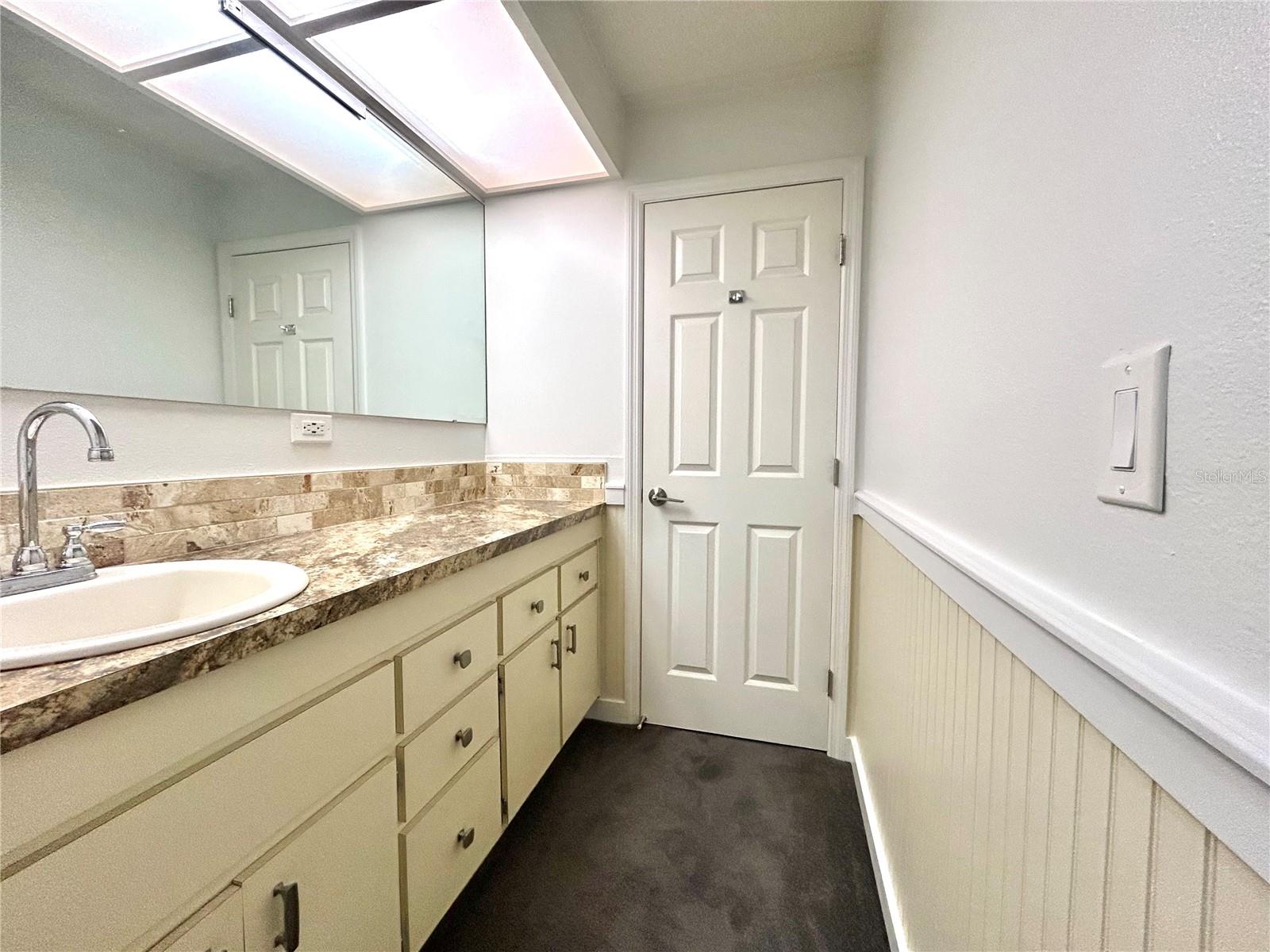 2275 62nd Unit 101, St Petersburg, FL 33702