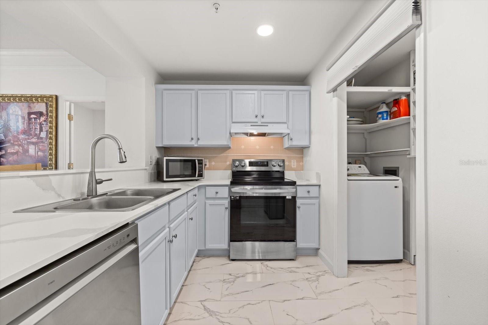 345 Bayshore Unit 706, Tampa, FL 33606
