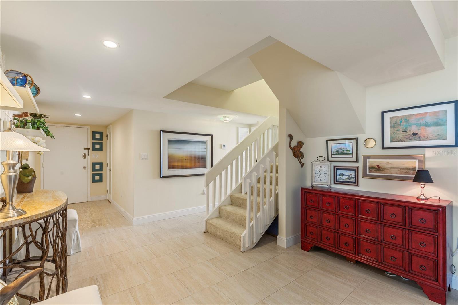 440 Gulfview Unit 1705, Clearwater Beach, FL 33767
