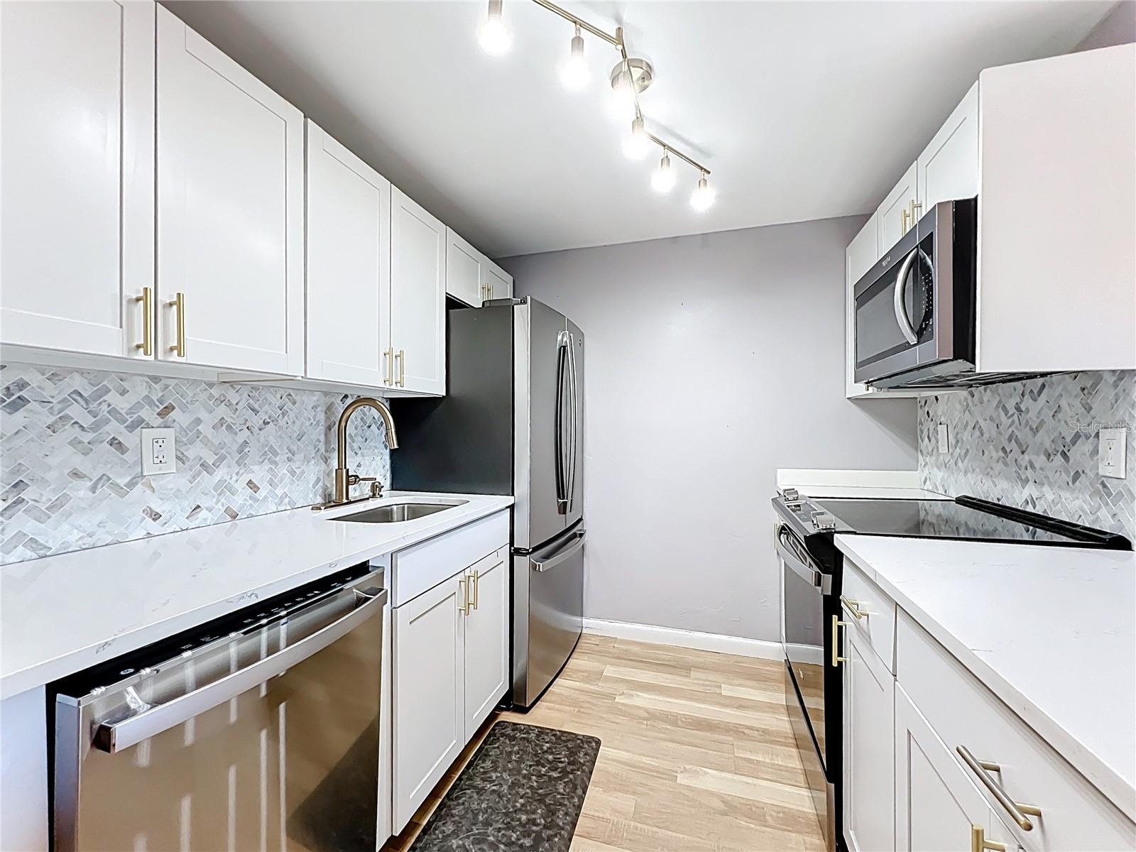 12760 Indian Rocks Unit 583, Largo, FL 33774