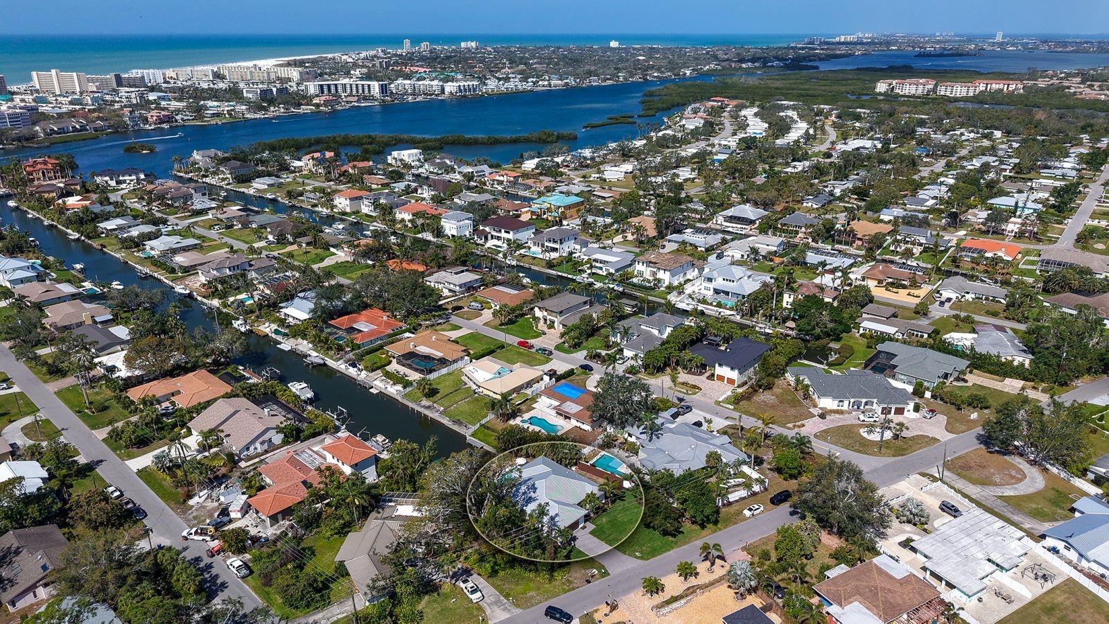 6136 Hollywood, Sarasota, FL 34231