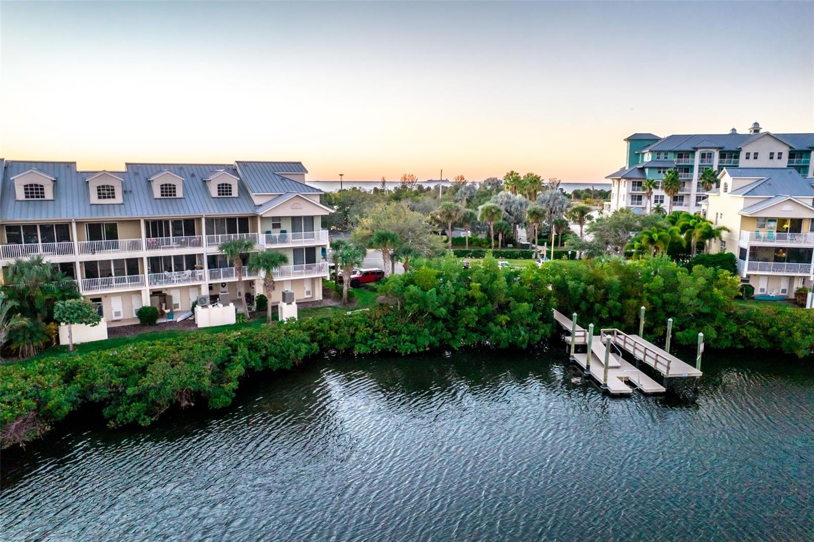 465 Bahia Beach, Ruskin, FL 33570