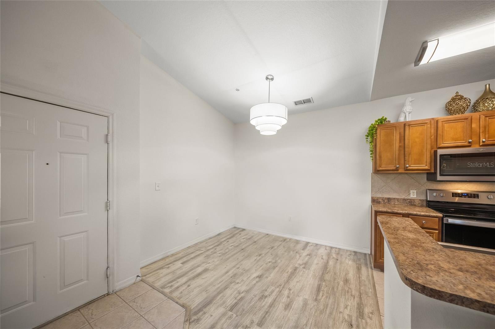 8341 38th Street Unit 303, Sarasota, FL 34243