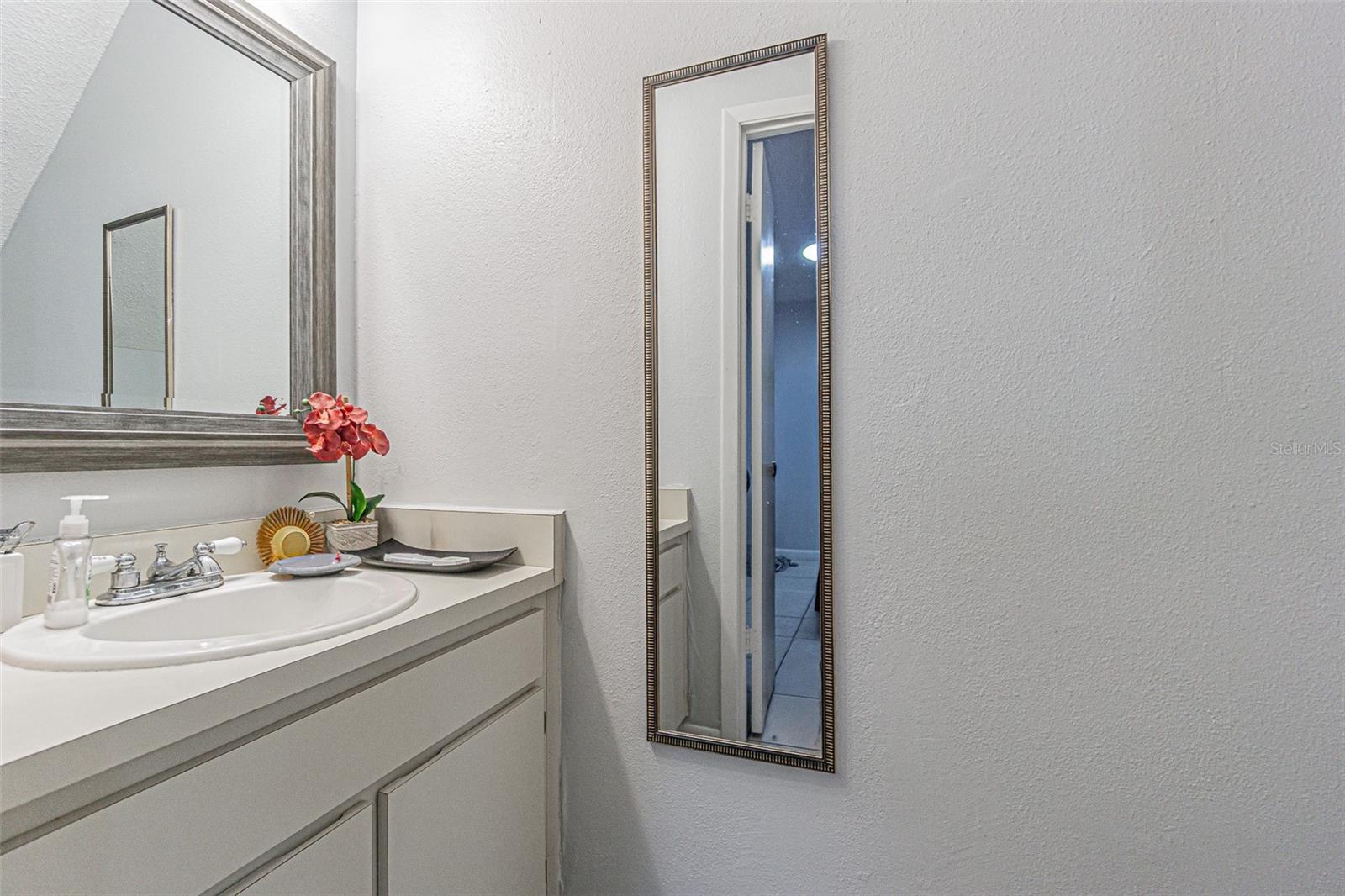 4010 Oak Limb, Tampa, FL 33614