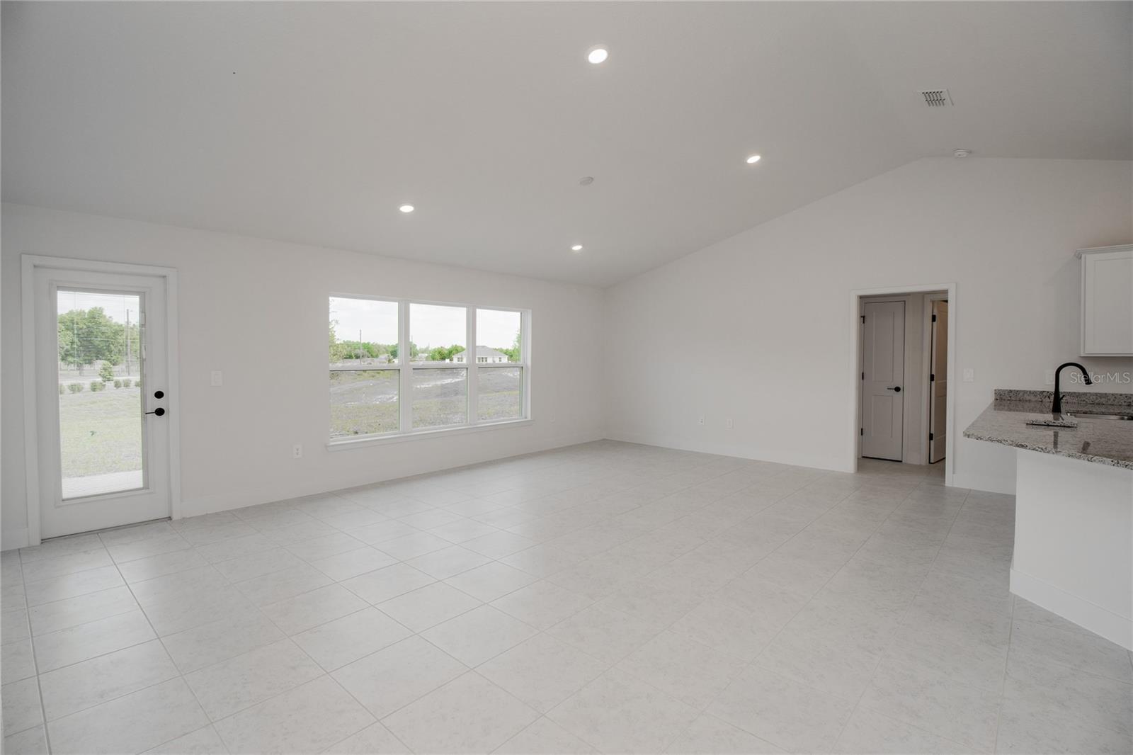 1218 Hickory Nut, Lake Wales, FL 33898