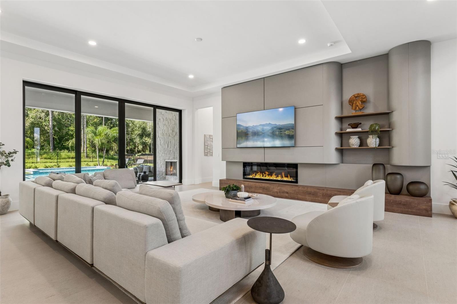 15544 Pendio, Bella Collina, FL 34756