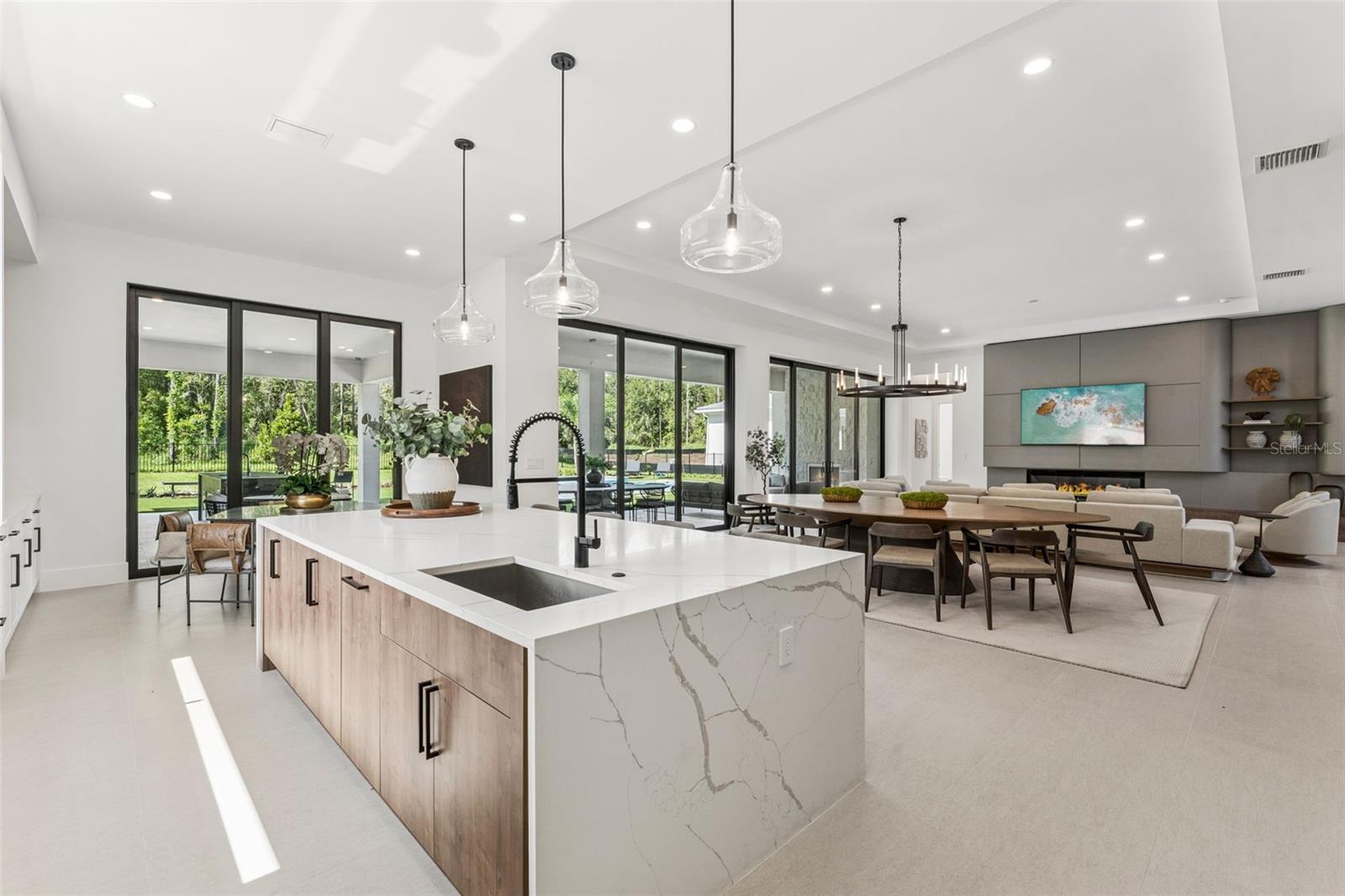 15544 Pendio, Bella Collina, FL 34756