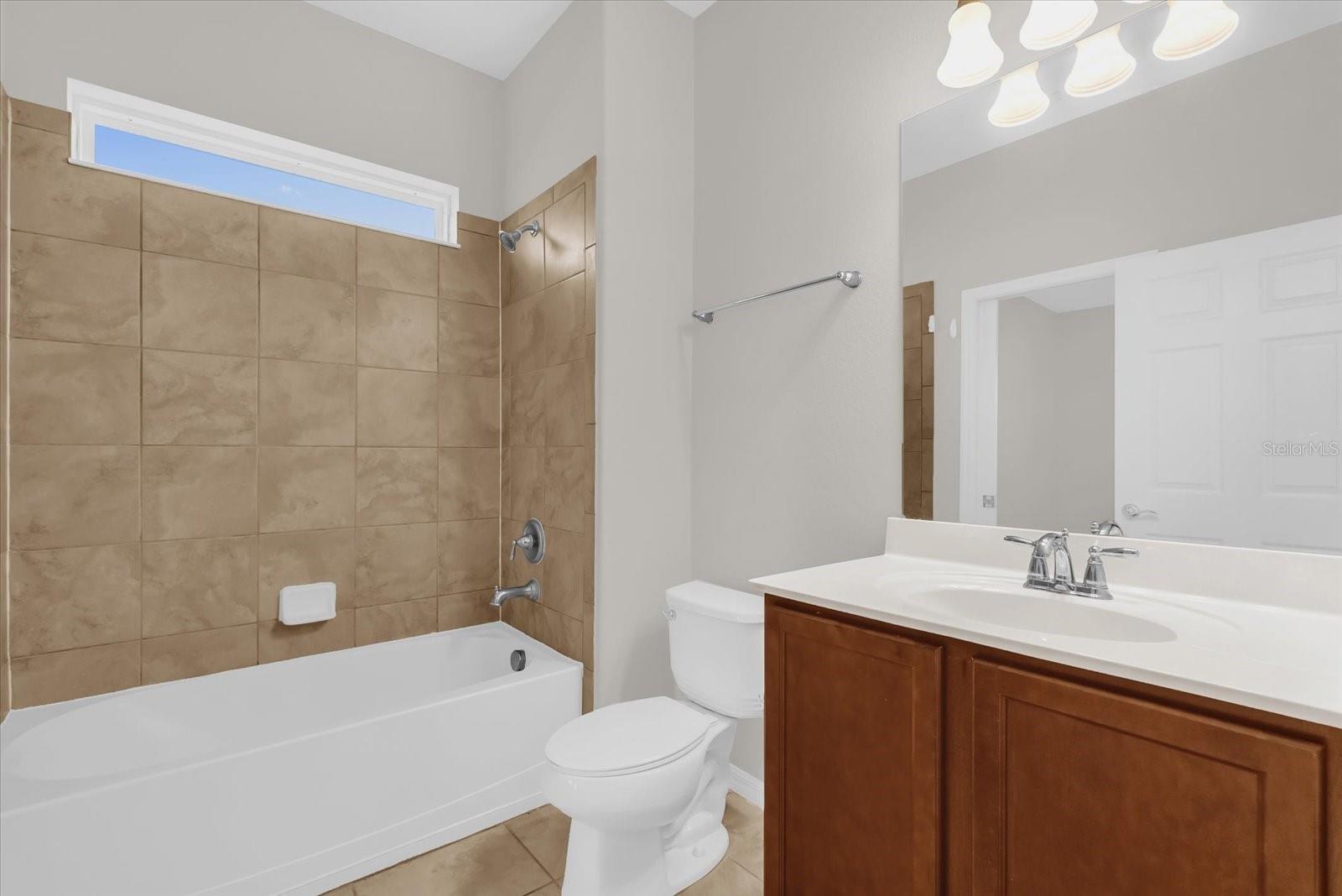 11932 Lorenza, Orlando, FL 32827