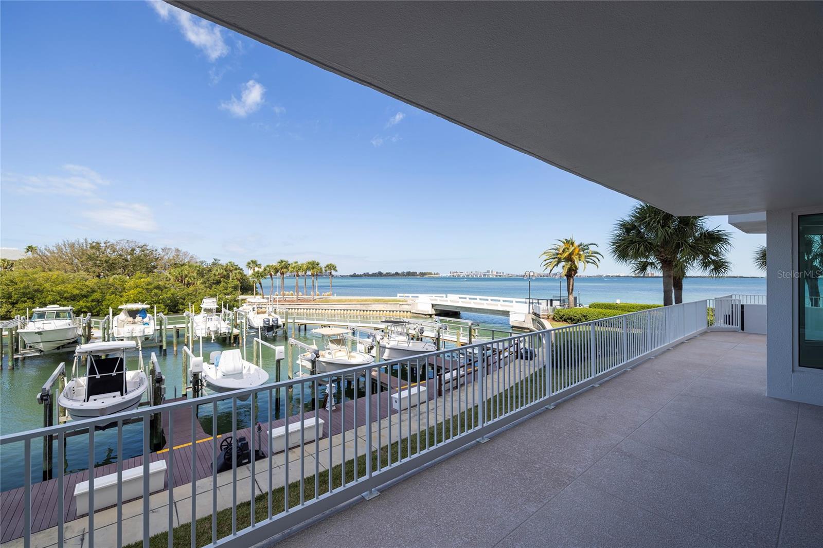 2 Seaside Unit 103, Belleair, FL 33756