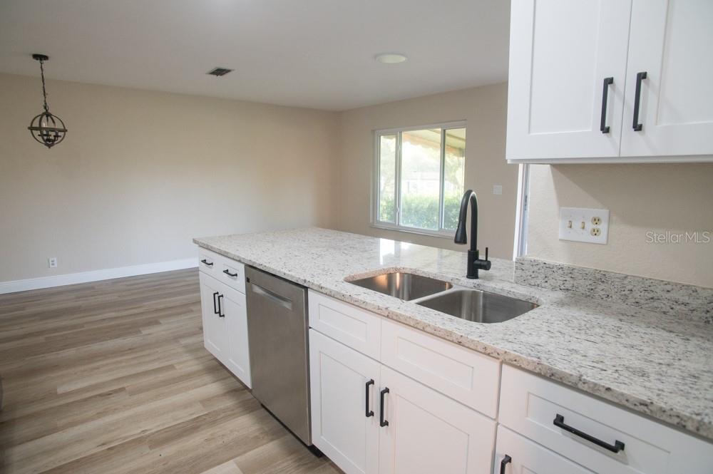 1350 Glengarry, Palm Harbor, FL 34684