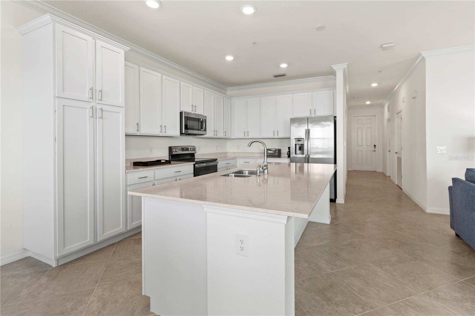 1030 Tidewater Shores Unit 401, Bradenton, FL 34208