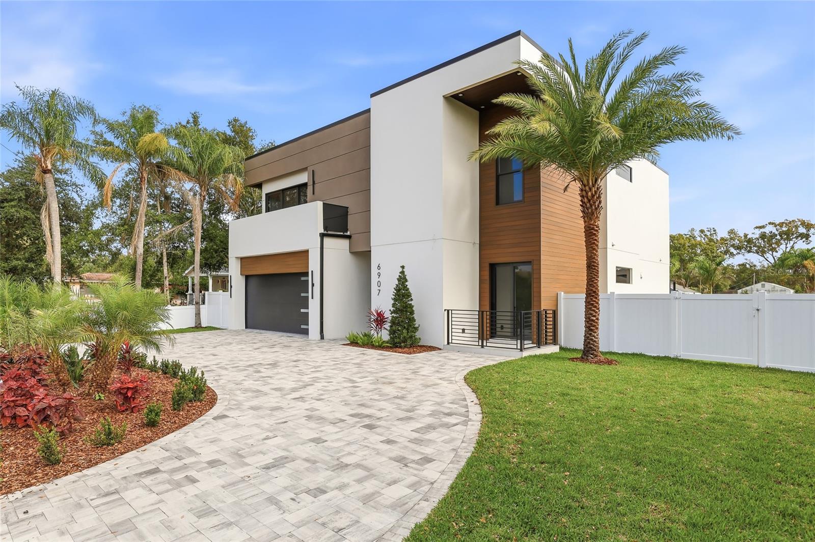 6907 Boulevard, Tampa, FL 33604