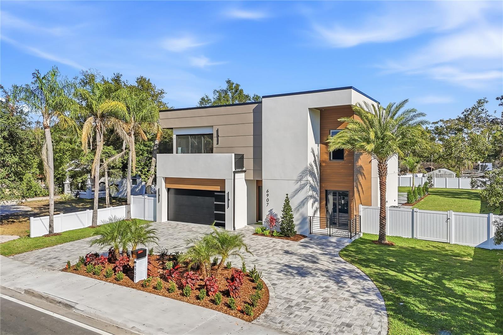 6907 Boulevard, Tampa, FL 33604