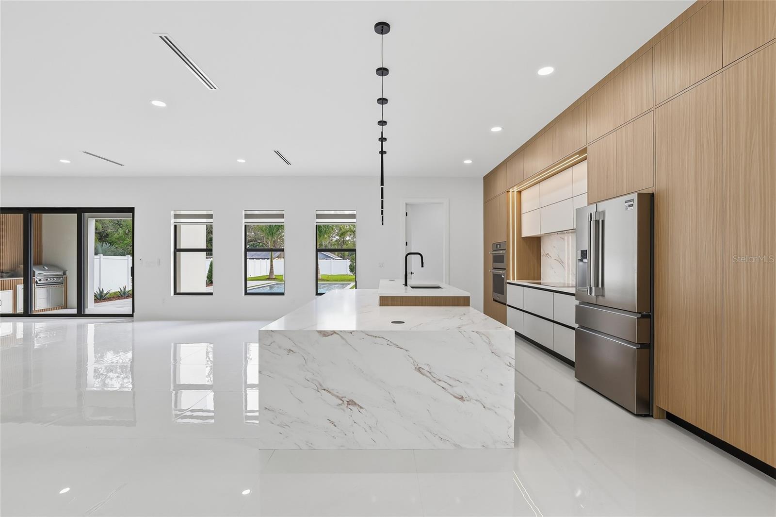 6907 Boulevard, Tampa, FL 33604