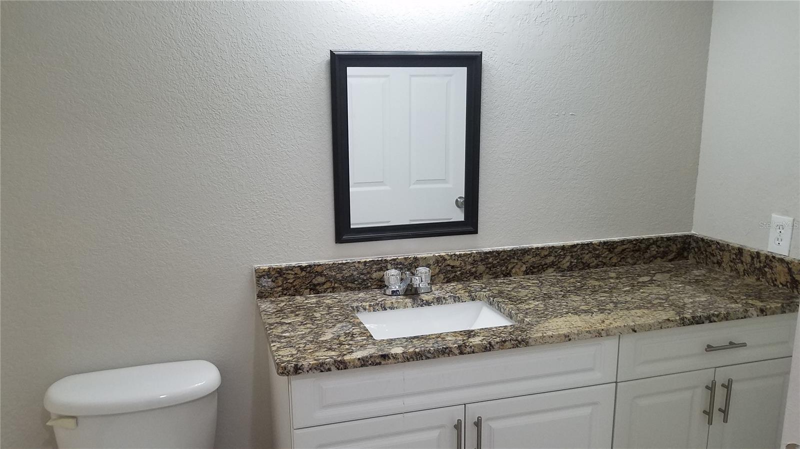 6012 Portsdale Unit 101, Riverview, FL 33578