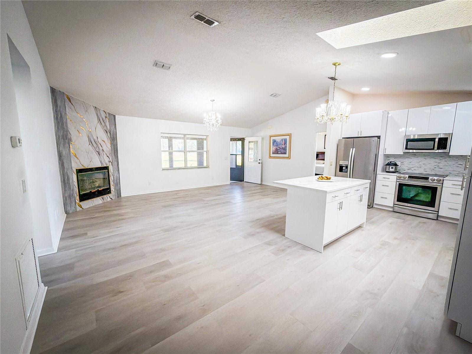 1199 Cr 542g, Bushnell, FL 33513