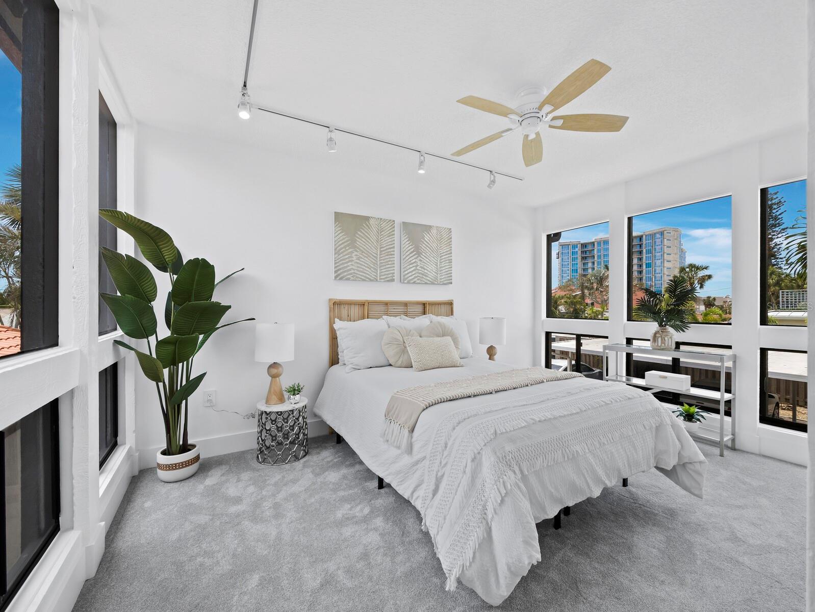 800 Blvd of the Presidents Unit 19, Sarasota, FL 34236
