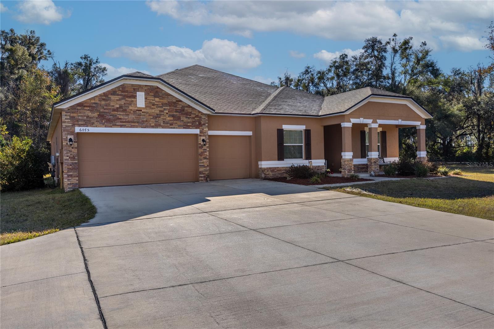 6075 215th, Newberry, FL 32669